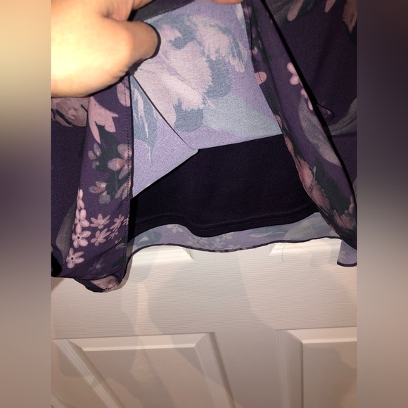 CLEO | Purple Floral Blouse with Lace Detail on Sleeves: XXL - Picture 7 of 13